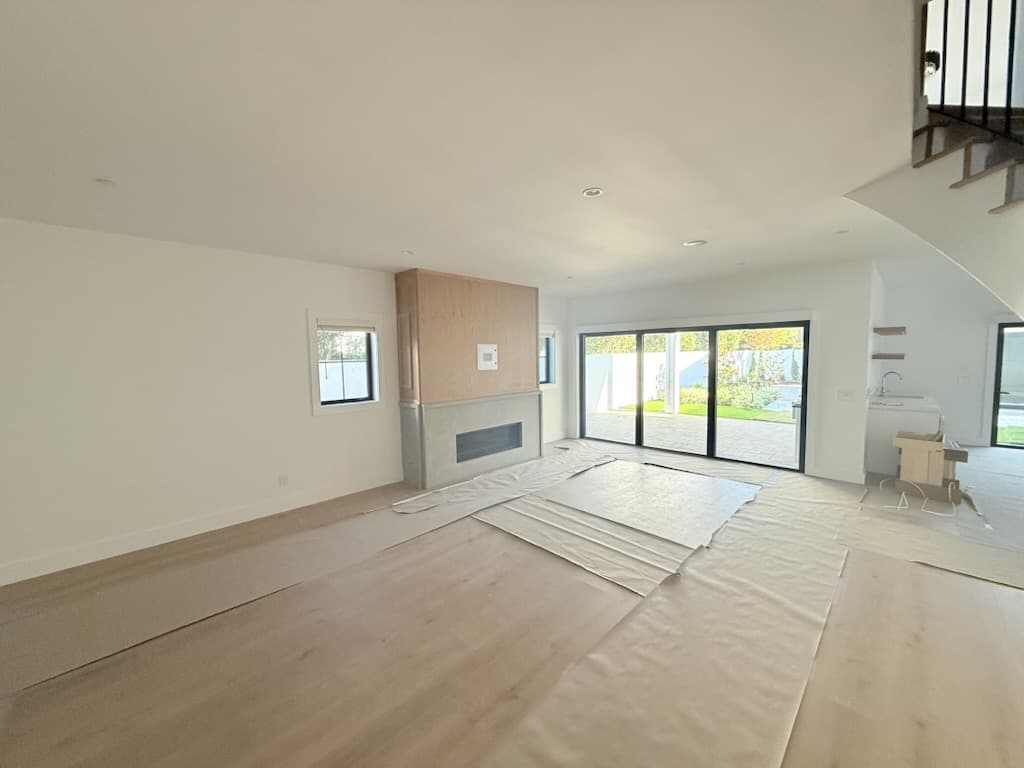 Newport Heights photo 13