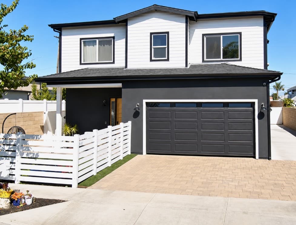 West Side Costa Mesa photo 5
