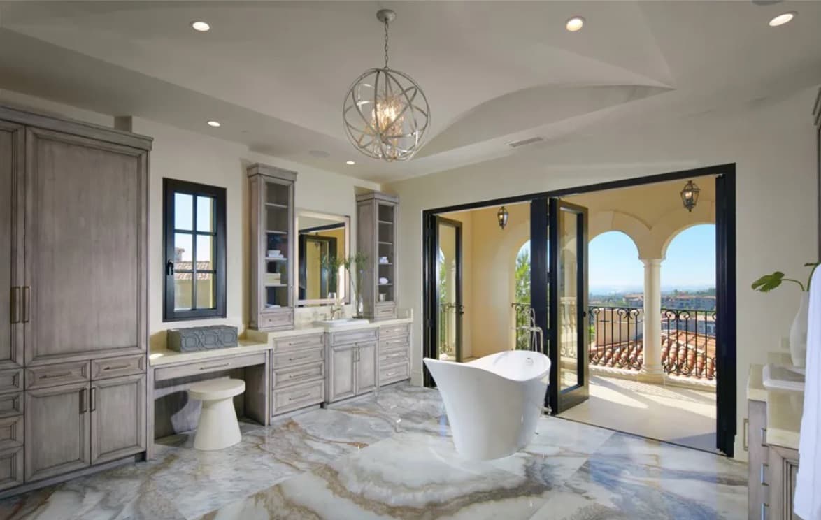 Crystal Cove photo 16