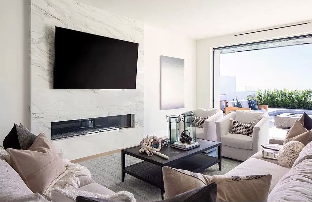 Harbor View Homes Corona Del Mar photo 16