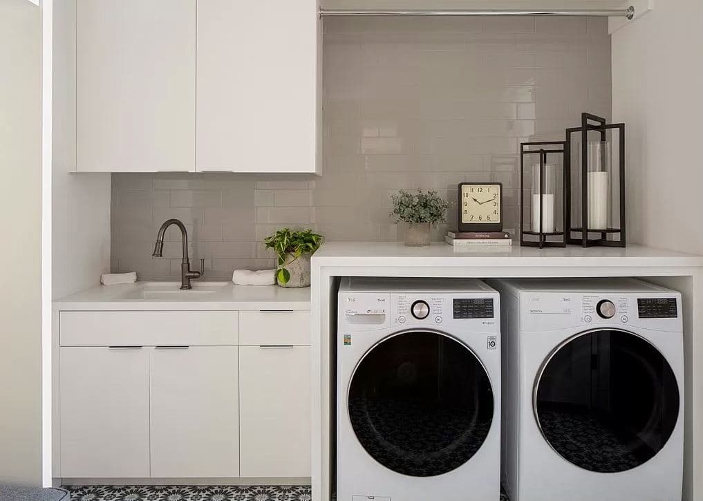 Harbor View Homes Corona Del Mar photo 28